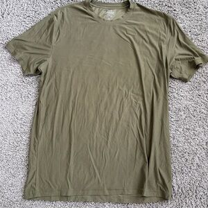 Men’s True Classic T-Shirt – Size Large